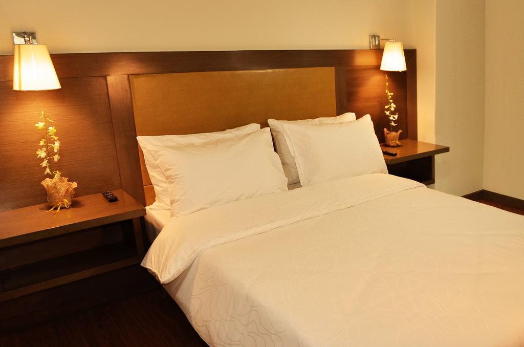 Rivermount Hotel And Resort Sarrat Zewnętrze zdjęcie